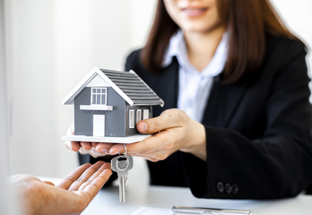 Reasons women should invest in real estate opportunities